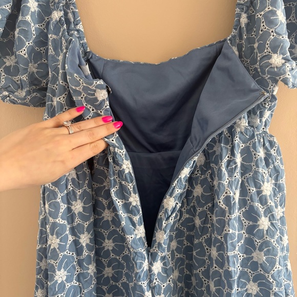 Lulus Fit to Frolic Blue Eyelet Lace Puff Sleeve Babydoll Dress size Large Beach - Picture 8 of 9